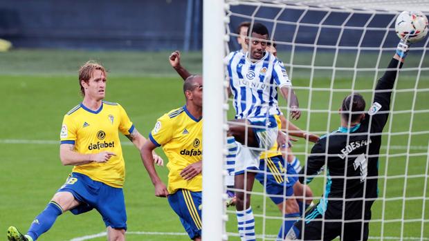 (Vídeo) Isak: «Merecimos marcar más goles»