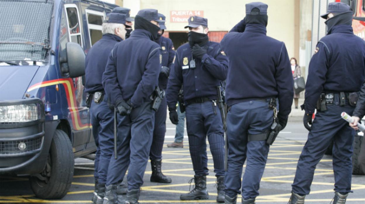 La Policía Nacional vela por la seguridad de los ciudadanos.