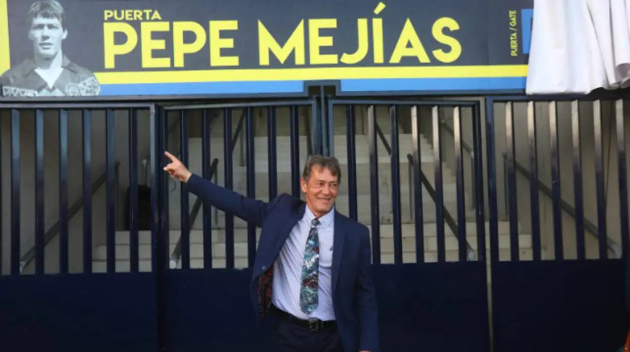 Pepe Mejías tiene una puerta con su nombre en el Estadio Ramón de Carranza.