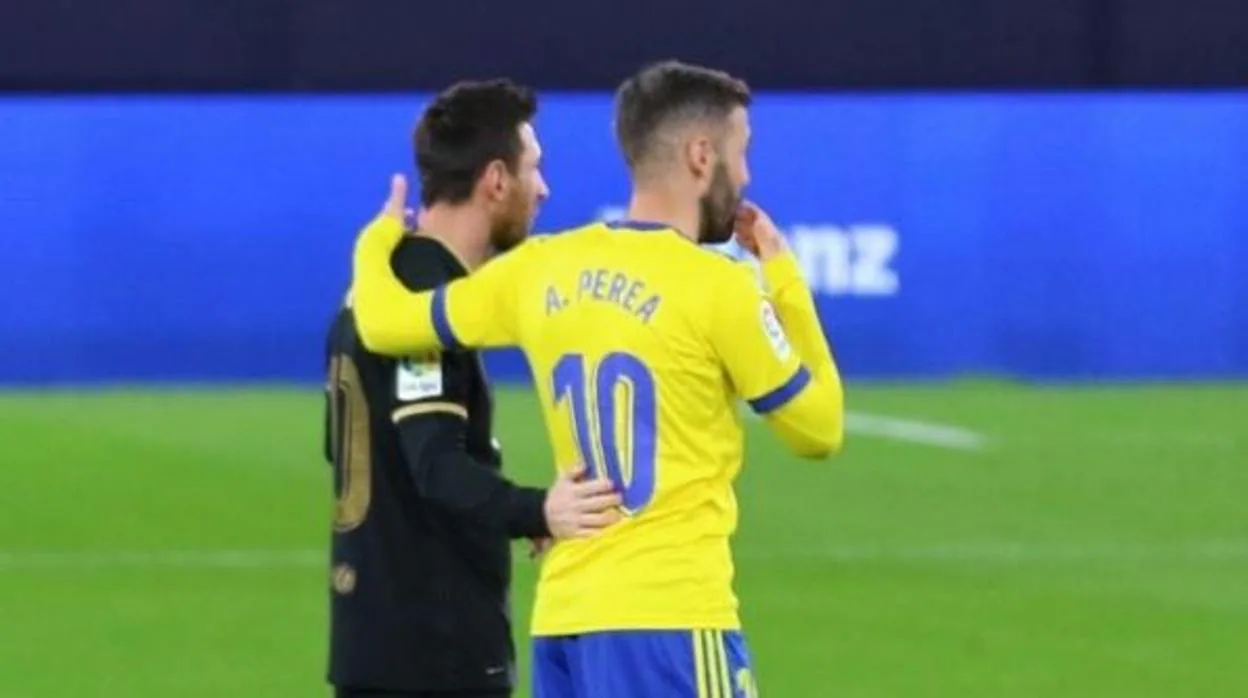 Perea publicó esta foto con Messi en su perfil de Instagram.