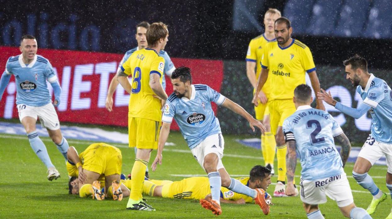 El Cádiz CF fue superado ampliamente por el Celta.