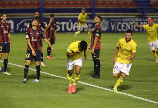 'Choco' Lozano fue clave con sus goles decisivos en el ascenso del Cádiz CF a Primera.