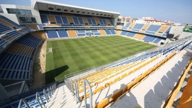 Cádiz - Alavés: Horario, fecha, TV y dónde seguir online