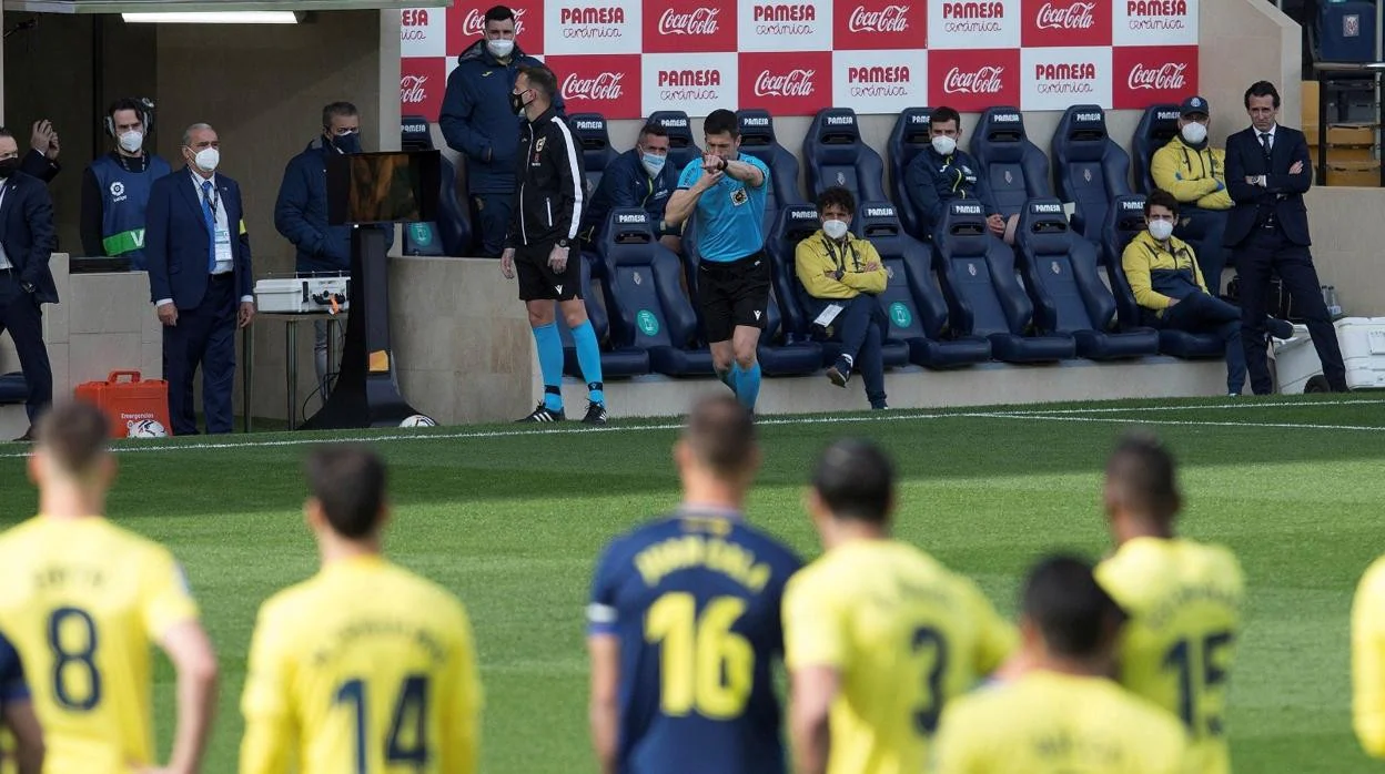 El Cádiz CF comenzó el encuentro en Villarreal con un penalti en contra.
