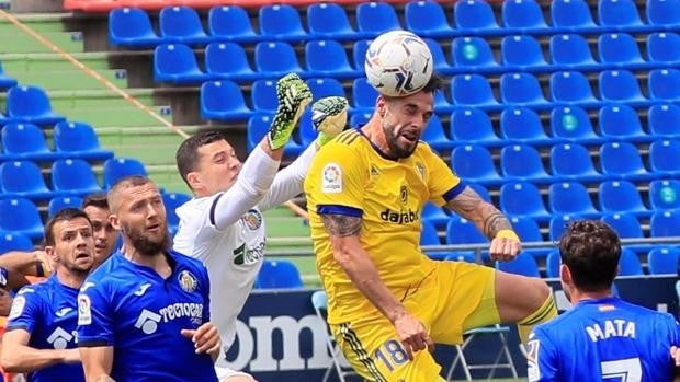 Getafe - Cádiz: Su sitio está en Primera (0-1)