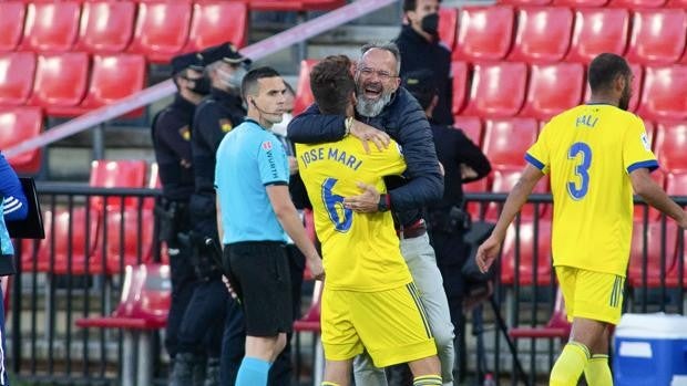 De Almendralejo a Granada, el dogma de Cervera convence más en Primera