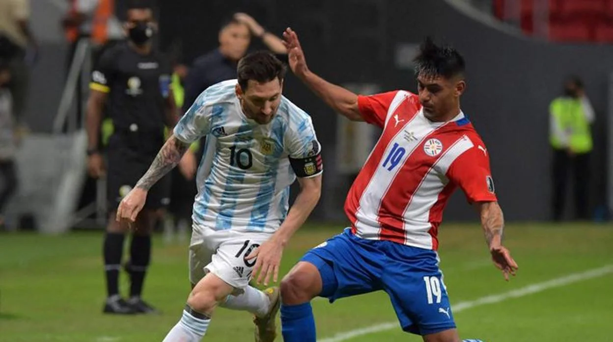 Leo Messi y Santiago Arzamendia entran en el once ideal de la Primera Fase de la Copa América.