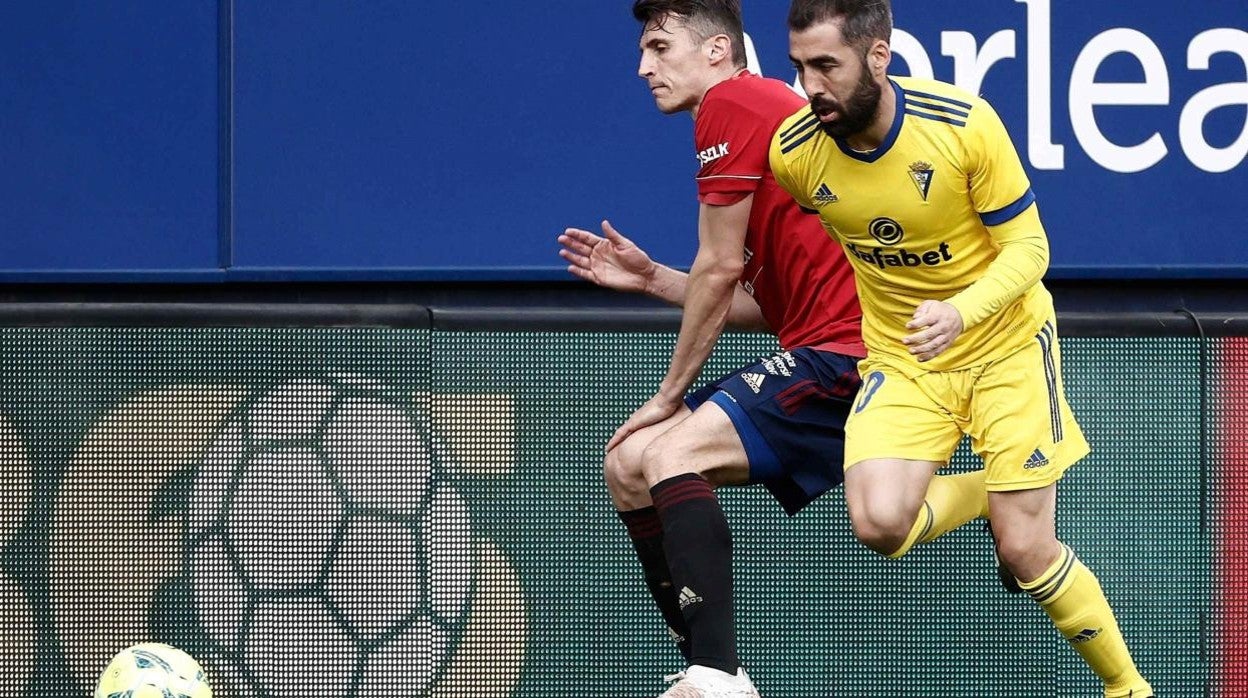 Alberto Perea ante Osasuna en la pasada temporada.