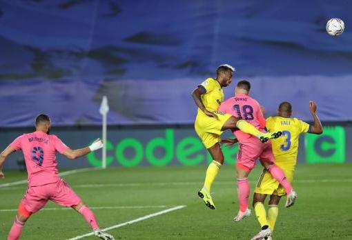 Carlos Akapo fue partícipe de la histórica victoria del Cádiz CF ante el Real Madrid en Valldebebas (0-1).