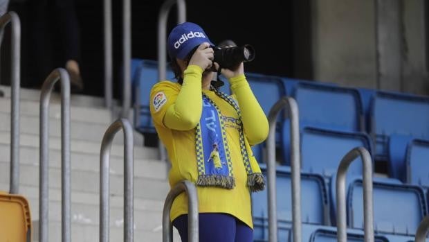 Todos los abonados del Cádiz CF que lo solicitaron verán en directo el debut liguero desde el estadio