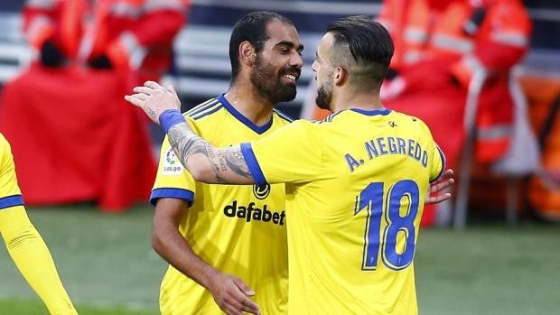 Fali y su marca de botas, 'made in' Álvaro Negredo