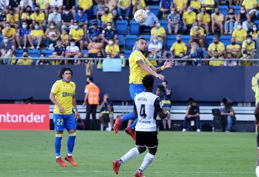 Álvaro Negredo en el Cádiz - Valencia.