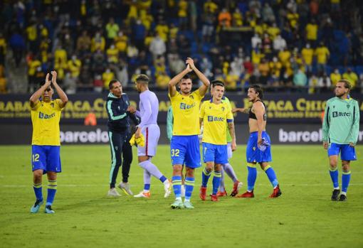 El Cádiz CF no encajó goles ante el Barça.