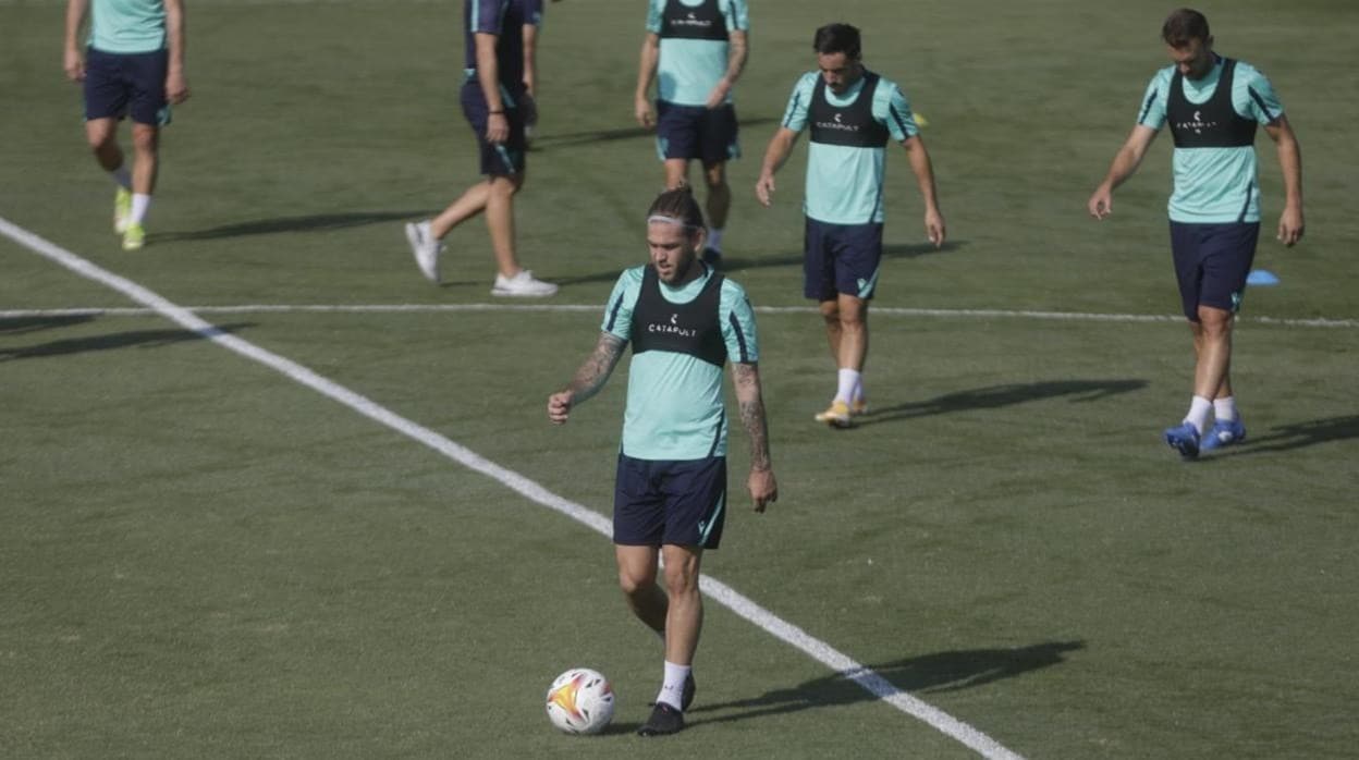 El Cádiz CF retomará los entrenamientos este miércoles.