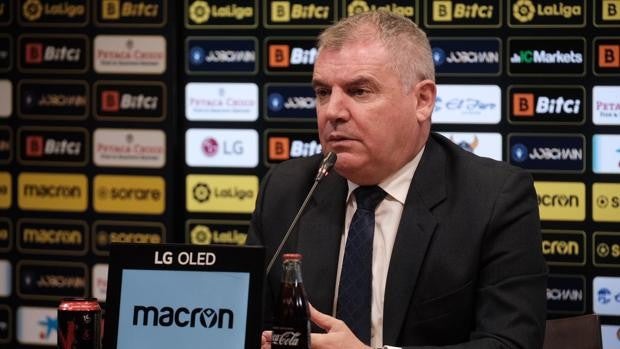 Vizcaíno y la presencia de sevillistas: «Me entristece que la afición piense que tomo decisiones en su contra»