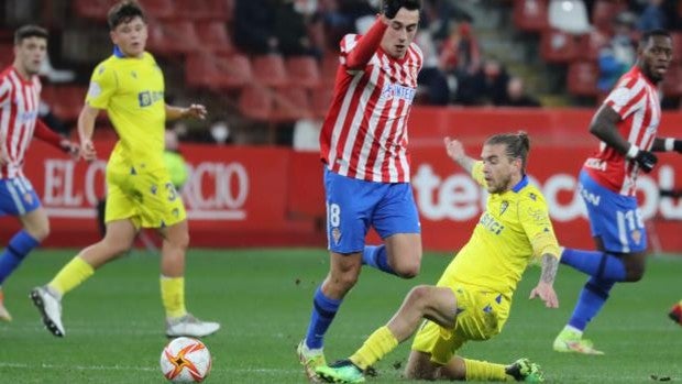 Bastida 'se presenta' por fin