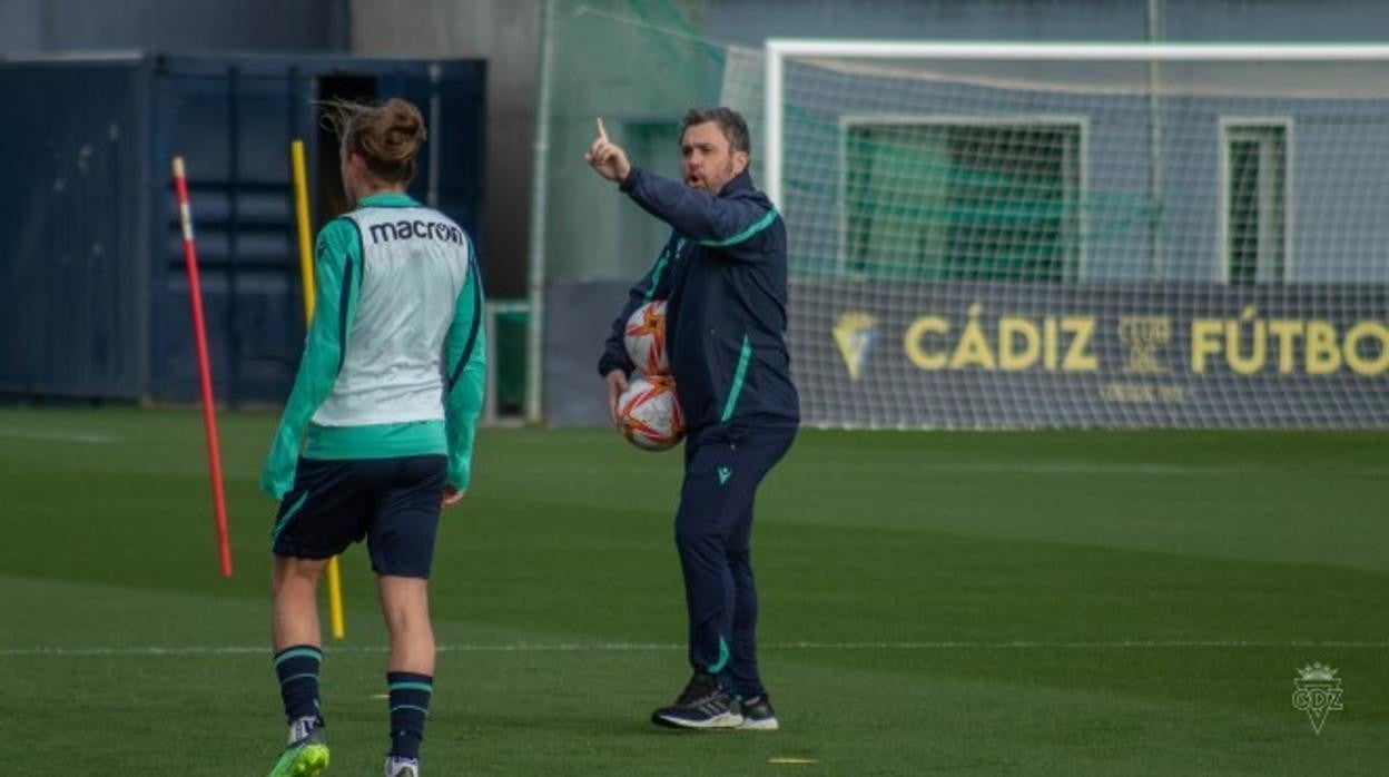 Sergio González en el entrenamiento de este domingo.