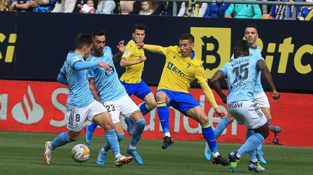 Rubén Alacaraz en el Cádiz - Celta.