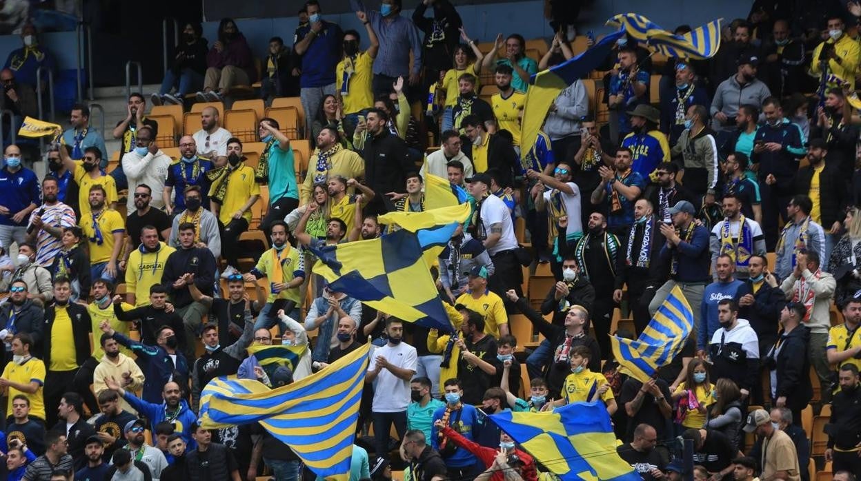 Aficionados cadistas en el último encuentro del Cádiz ante el Celta.