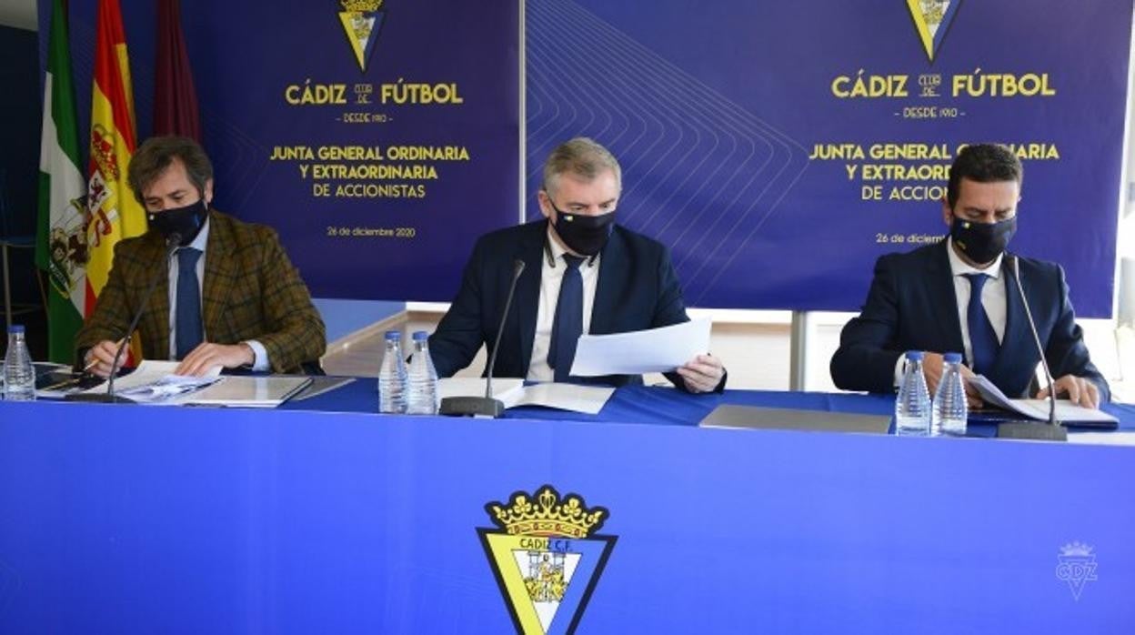 El Cádiz CF convoca a sus accionistas