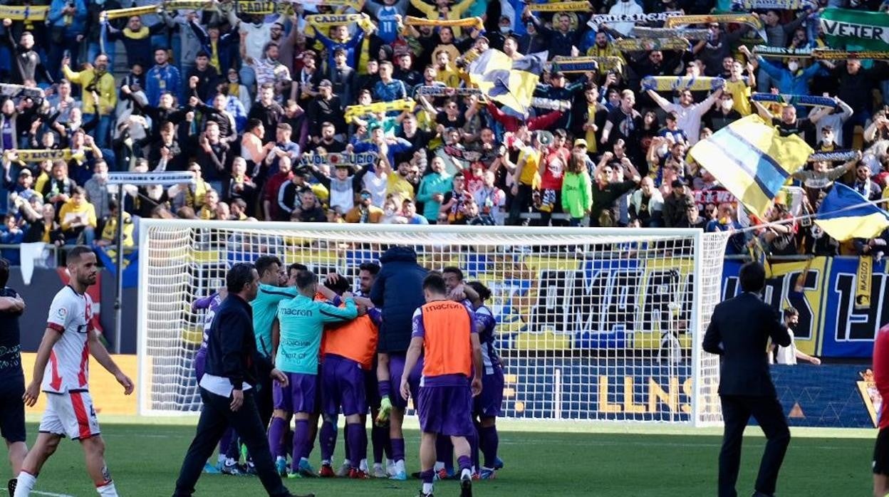 El equipo ganó en su estadio dos años después.