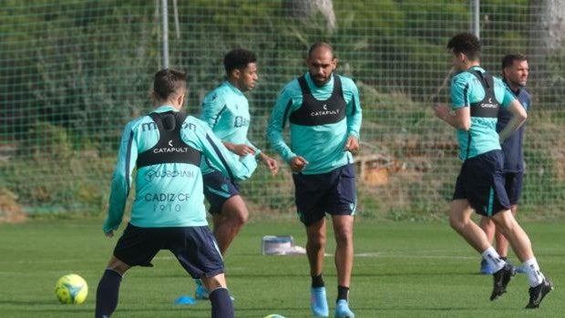 Cuatro bajas para Mestalla