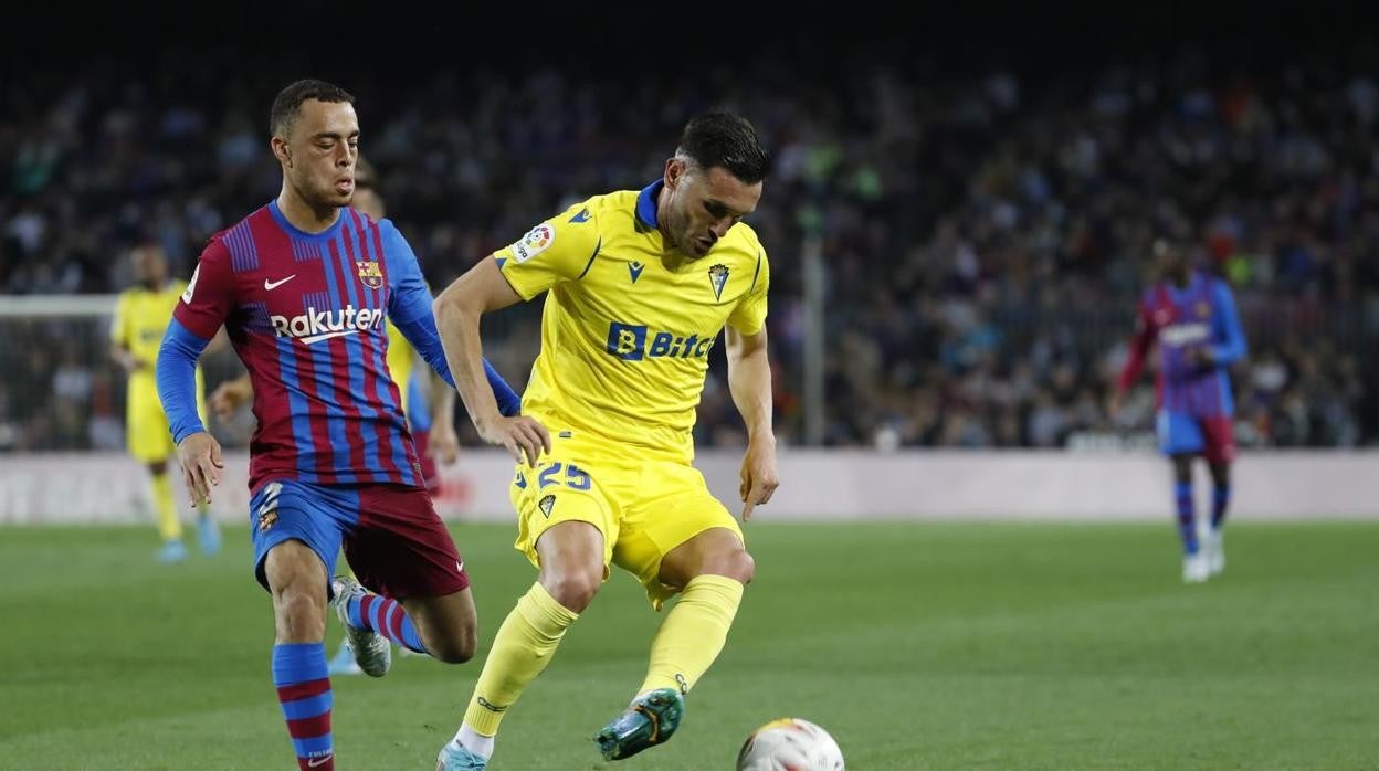 Lucas Pérez anotó el gol de la victoria ante el FC Barcelona