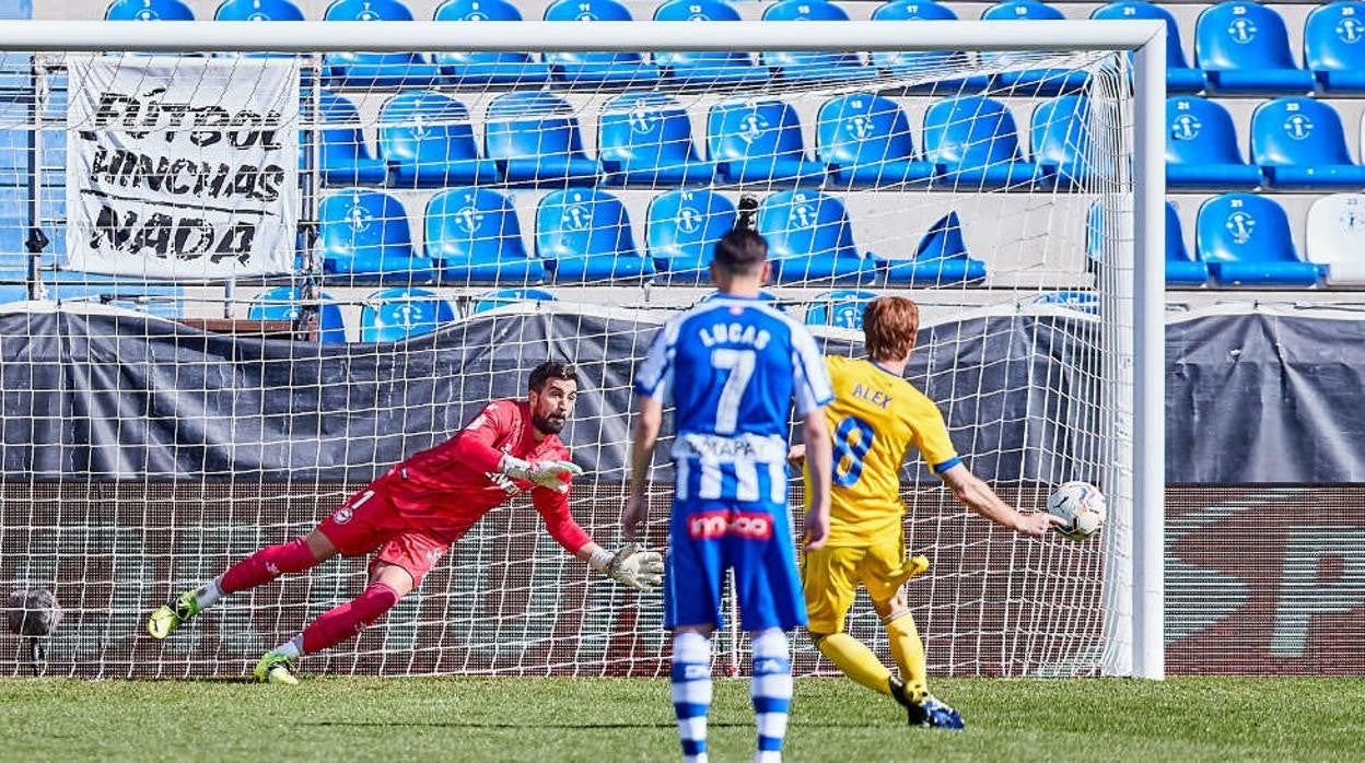 Álex empató el partido el año pasado en Mendizorroza.