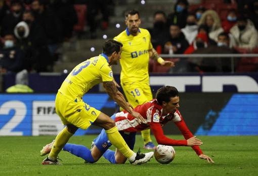 Luis Hernández llegó en el mes de enero y triunfó en el Cádiz CF.