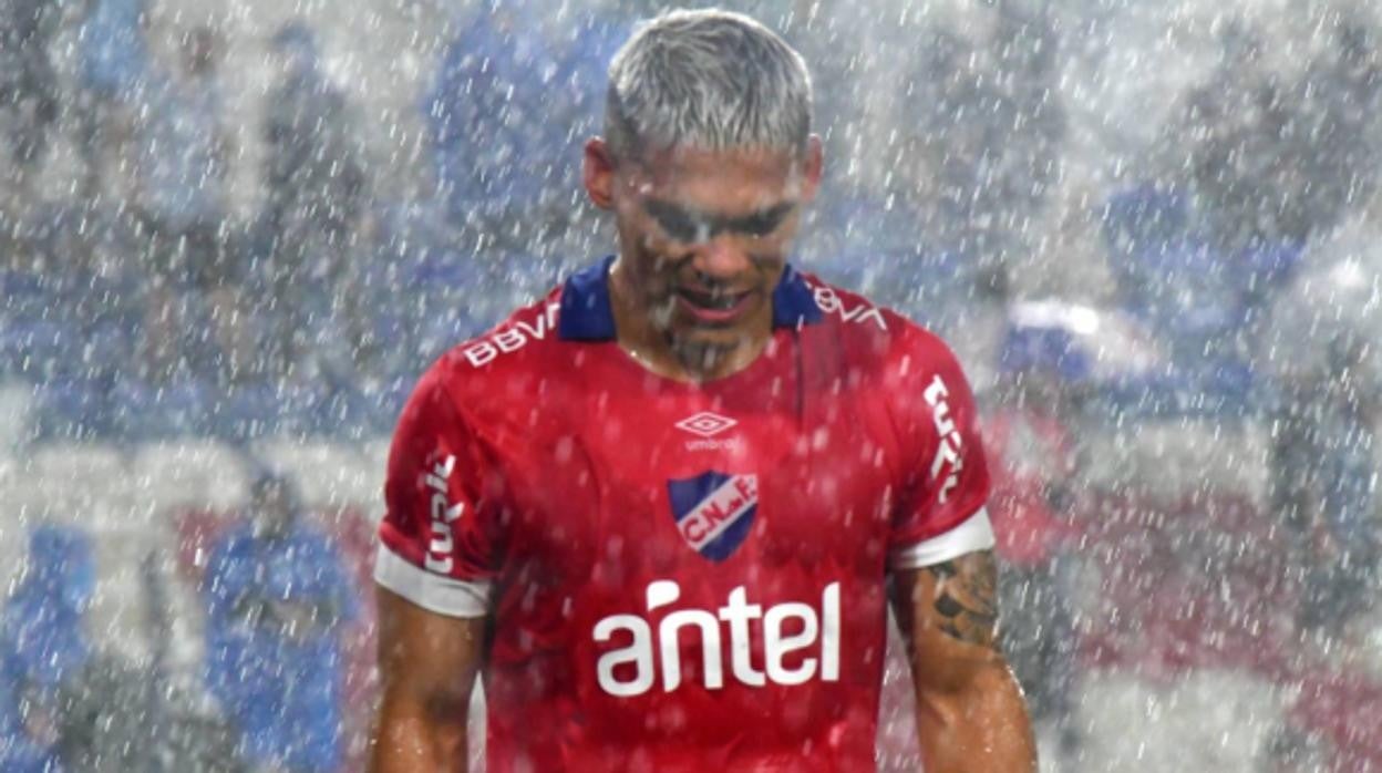 Brian Ocampo con Nacional de Montevideo.