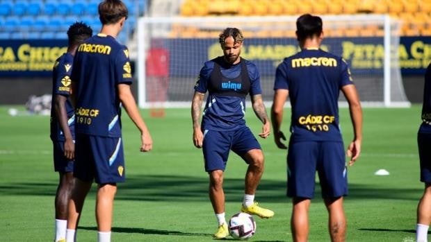 Los cifras de los dos últimos fichajes del Cádiz CF