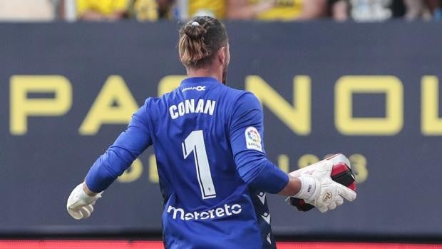 Mal día para anunciarse