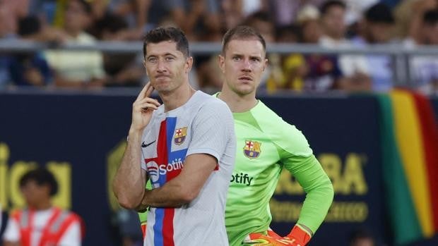 Ter Stegen saca los puños por Ledesma