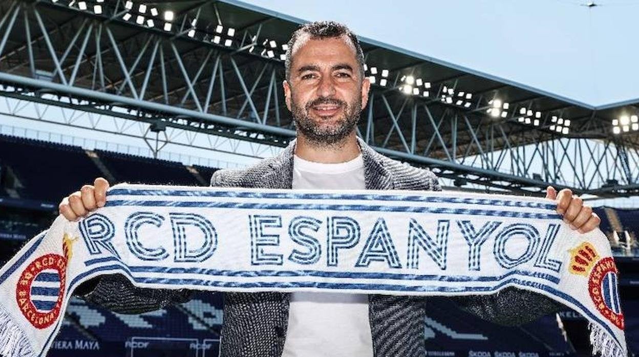 Diego Martínez entrena esta temporada al RCD Espanyol.