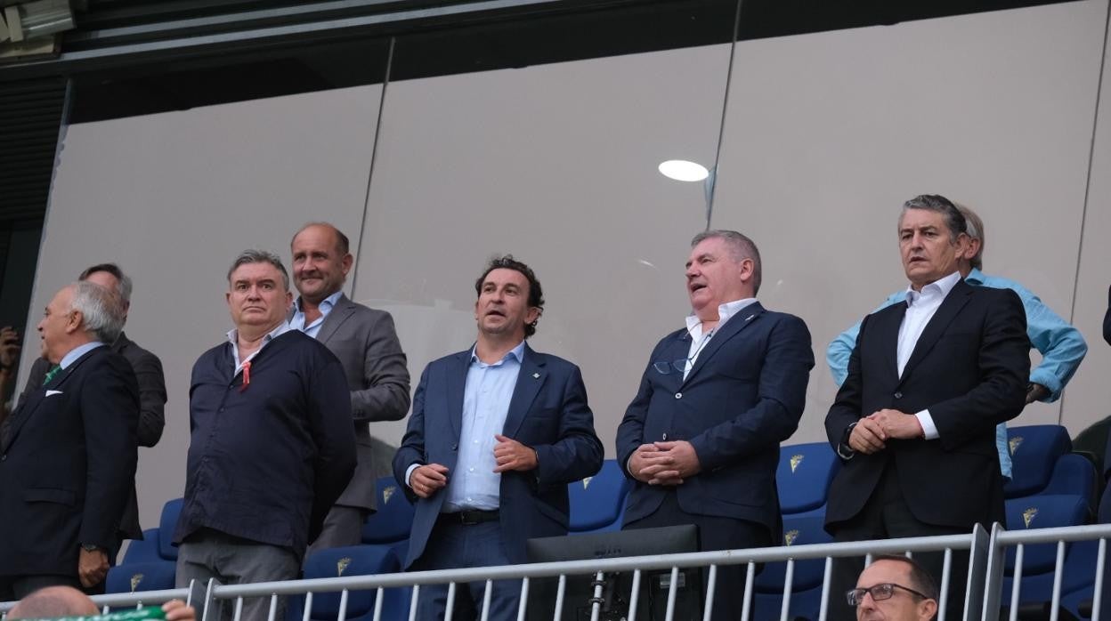 Manuel Vizcaíno, en el palco de autoridades del antiguo Carranza