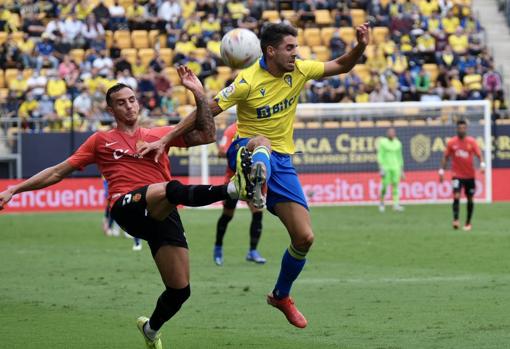 Sobrino ya es veterano en el Cádiz CF.