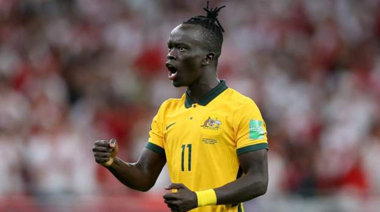 Australia, selección del cadista Awer Mabil, juega los octavos de final del Mundial ante Argentina.