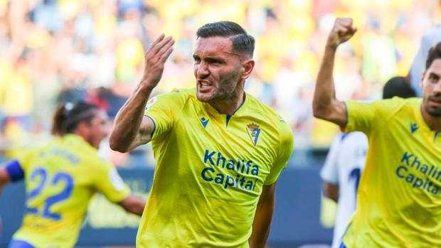 Las claves del 'caso Lucas Pérez': condenados a entenderse