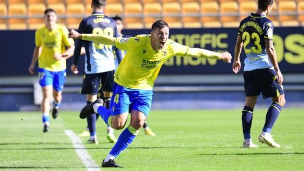 Un partidillo en el Carranza para continuar con la puesta a punto