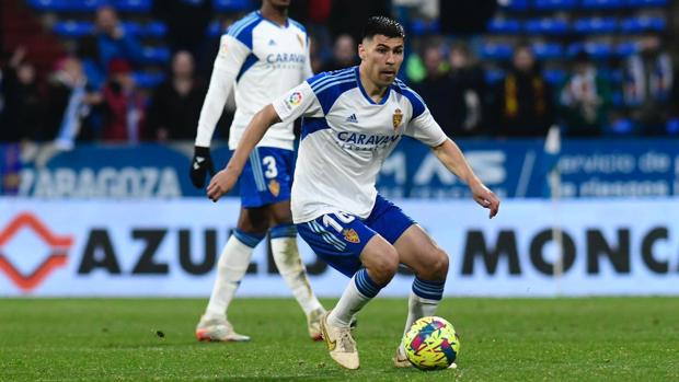 Fran Escribá aprueba a Tomás Alarcón en su estreno como jugador del Zaragoza