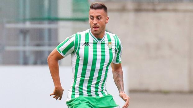 El Betis ofrece a Camarasa