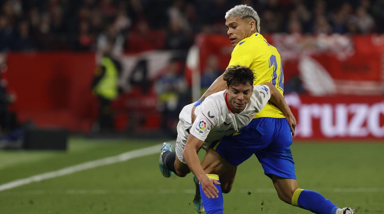 El uruguayo Brian Ocampo está siendo titular en los últimos encuentros del Cádiz CF.