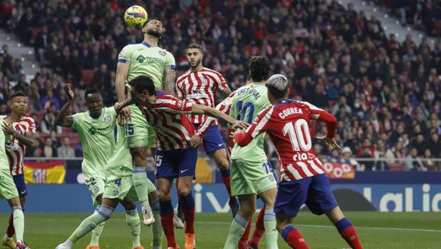 El Getafe empata ante el Atlético, pero el Cádiz CF no es penúltimo