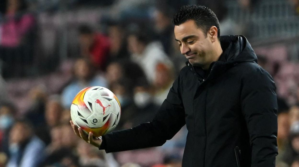 Xavi en el partido ante el Cádiz