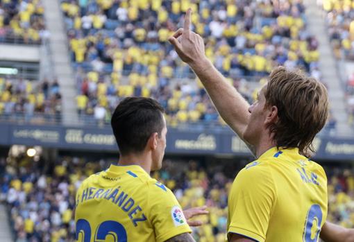 Álex Fernández, centrocampista del Cádiz CF.