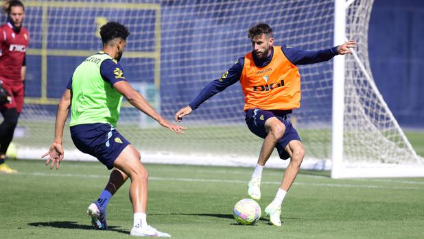 El Cádiz CF comienza este viernes un carrusel del que no debe descarrilar