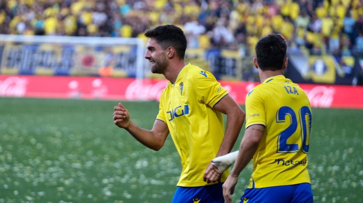 Rubén Sobrino anotó el tanto para dar la victoria al Cádiz CF