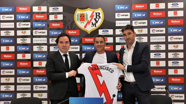 Francisco, técnico del Rayo Vallecano: "Estamos tratando de convencer al Pacha"