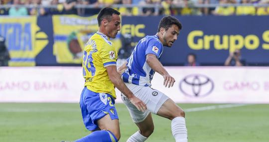 Fede San Emeterio es la gran incógnita en el once titular del Cádiz CF ante el Barça.