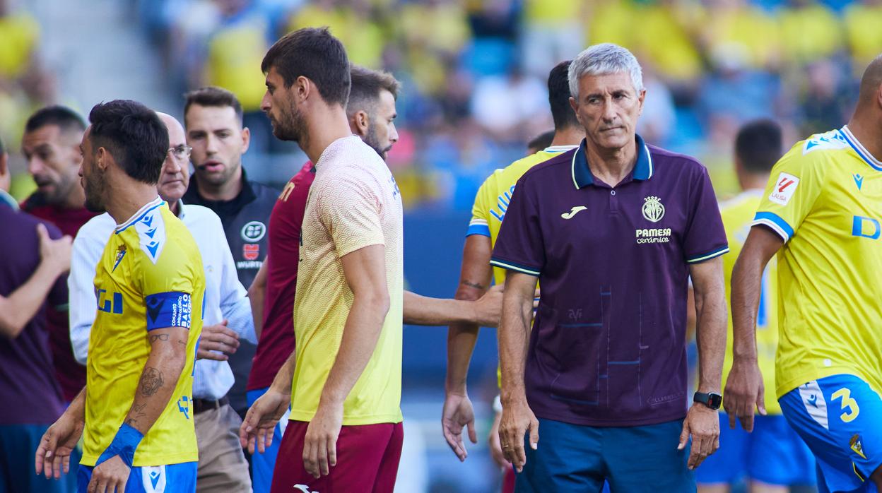 setién no acabó el cádiz - villarreal en el banquillo.